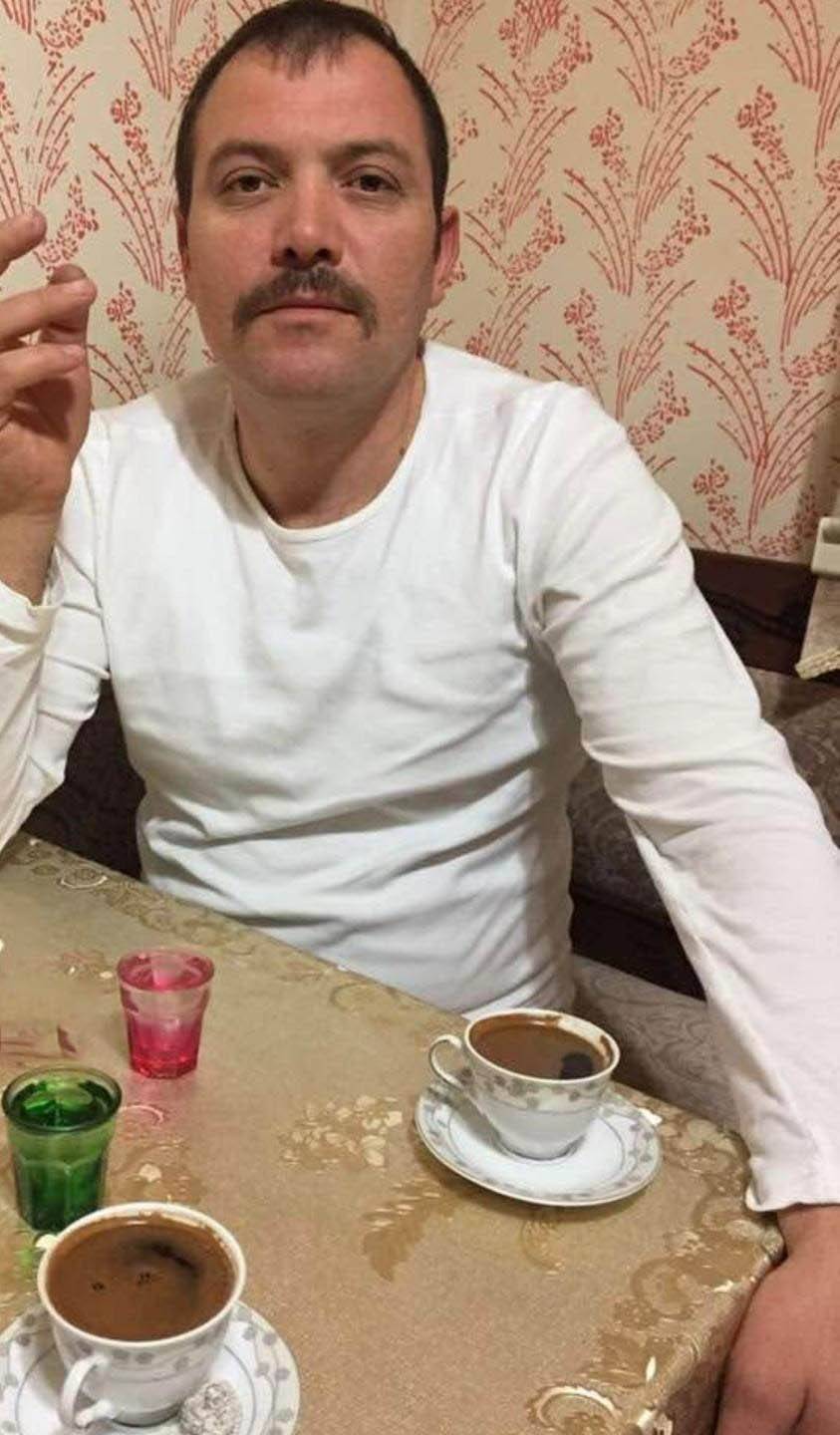 Köfteciyi kaldırım taşıyla öldürdü! 4